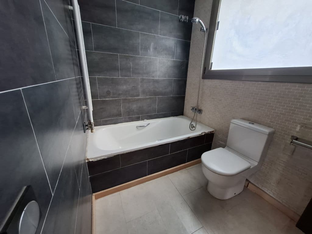 3 soveværelse Villa til salg i Sant Fost de Campsentelles med swimmingpool garage - € 410.000 (Ref: 9009347)