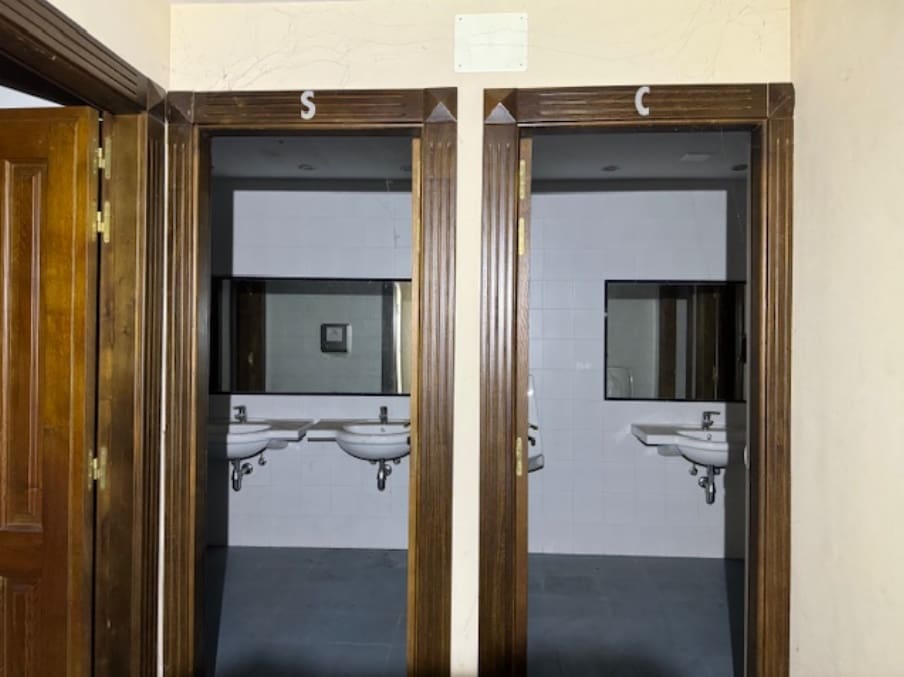 16 soveværelse Hotel til salg i Cangas del Narcea - € 380.000 (Ref: 9009369)