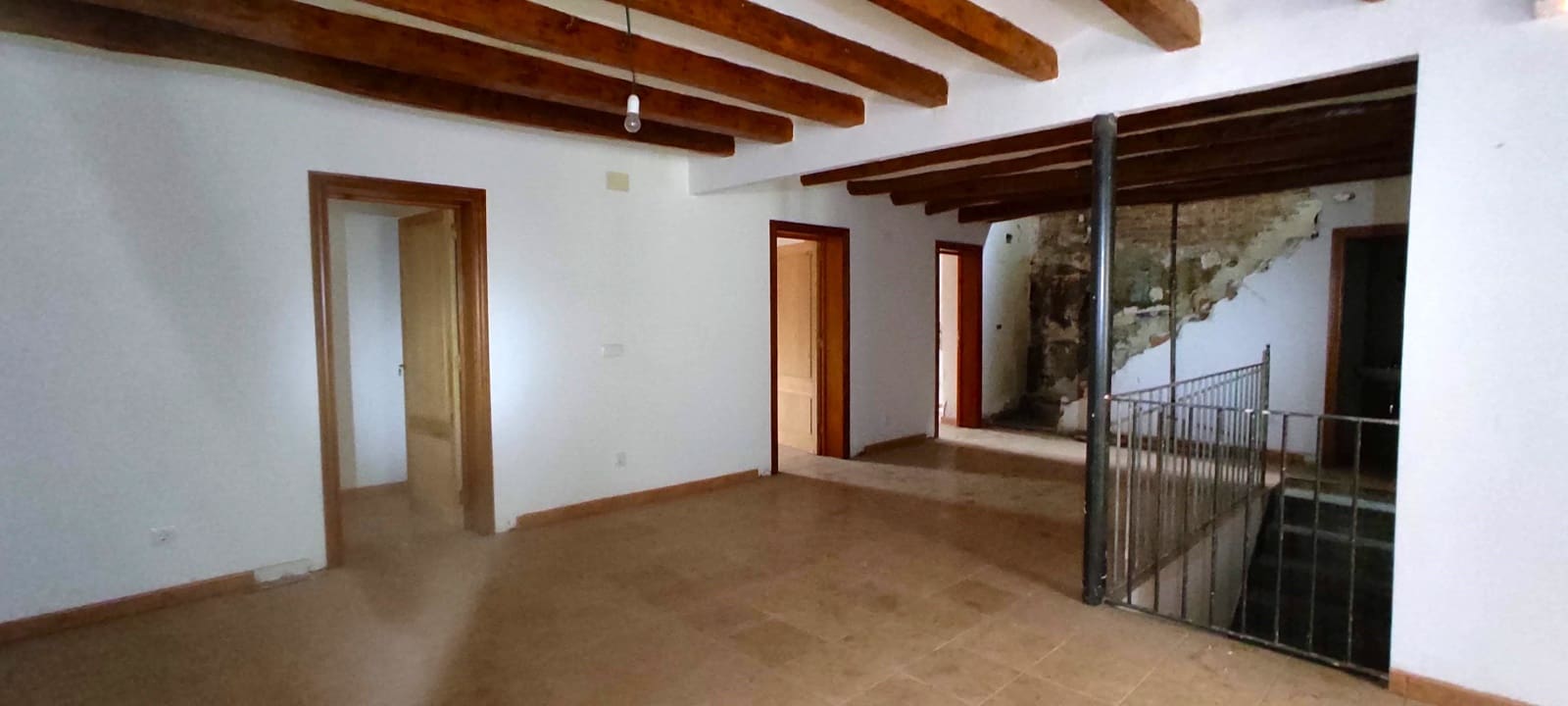 13 soveværelse Villa til salg i Font-rubi - € 275.000 (Ref: 9009388)