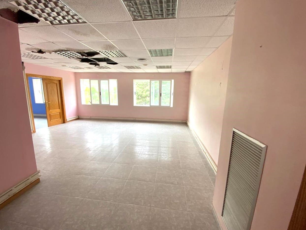 Virksomhed til salg i Alhama de Aragon - € 325.000 (Ref: 9012538)