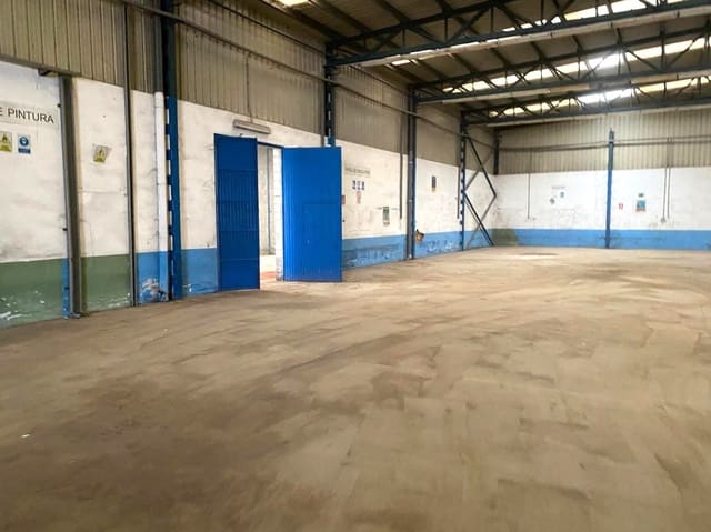 Business for sale in Alhama de Aragón - € 325,000 (Ref: 9012538)