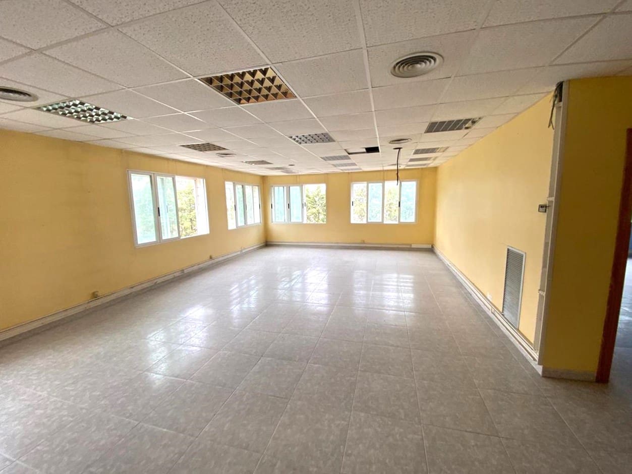 Virksomhed til salg i Alhama de Aragon - € 325.000 (Ref: 9012538)