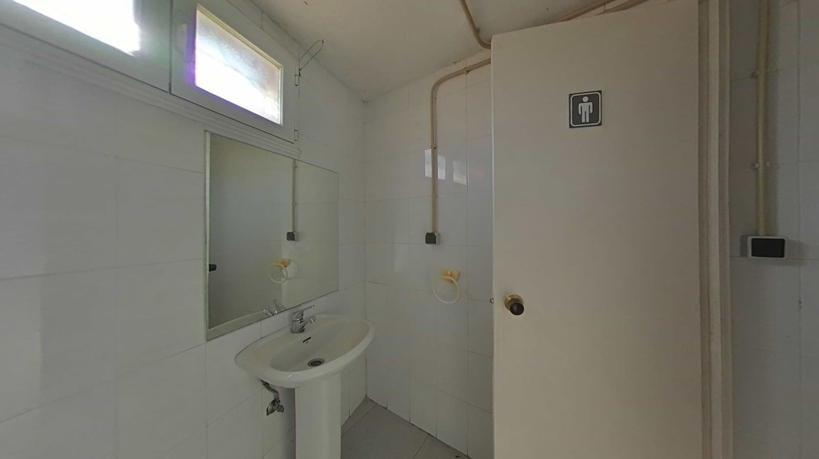 Virksomhed til salg i Camponaraya - € 260.000 (Ref: 9012541)