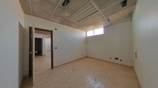 Business for sale in Camponaraya - € 260,000 (Ref: 9012541)