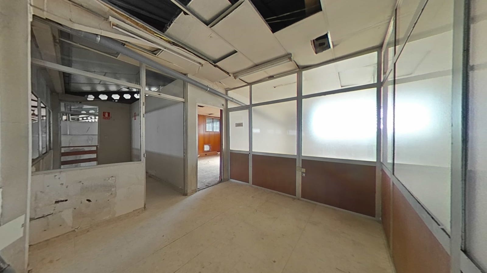 Virksomhed til salg i Camponaraya - € 260.000 (Ref: 9012541)