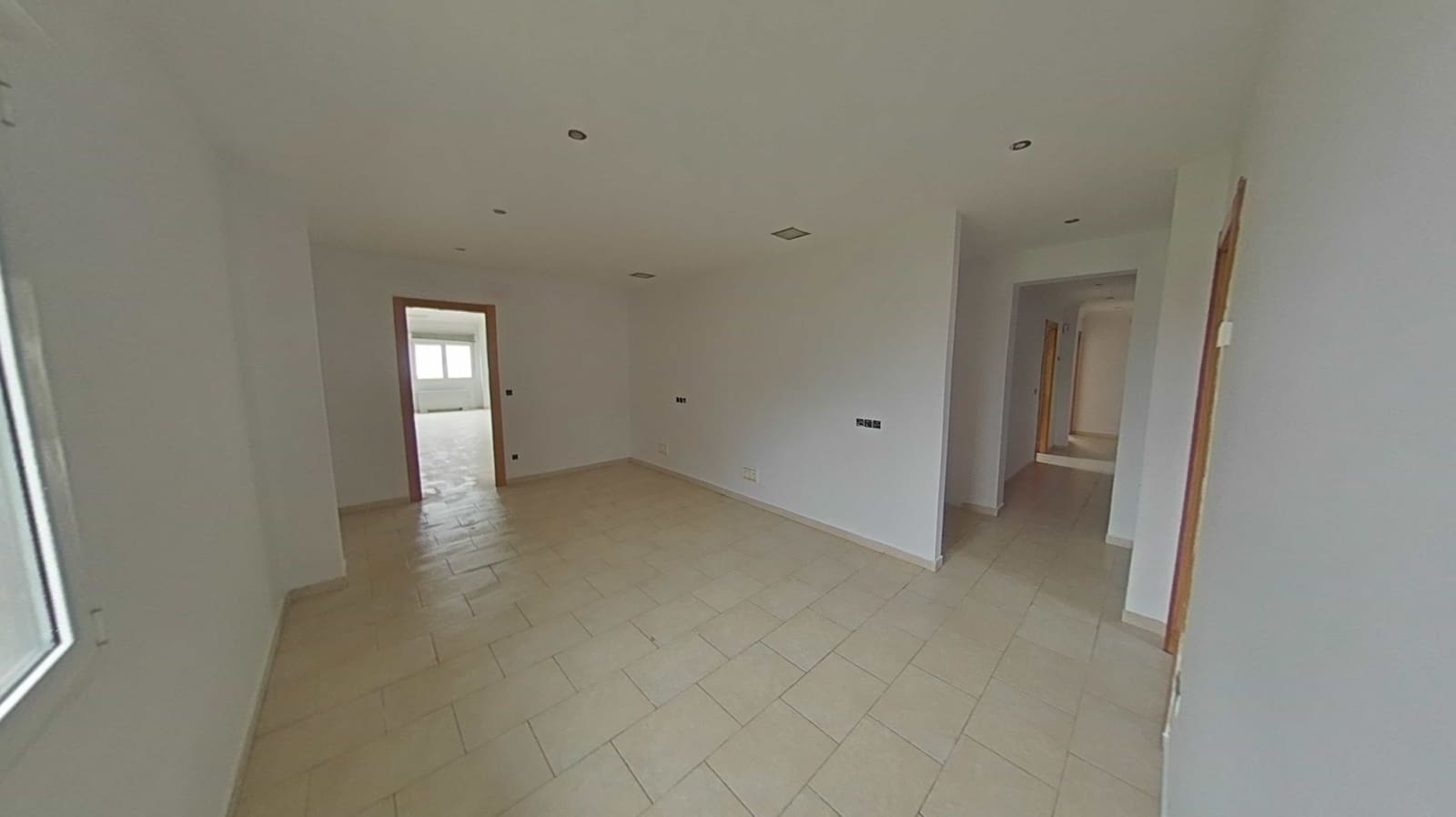 4 soveværelse Byhus til salg i Camargo med garage - € 330.000 (Ref: 9132676)