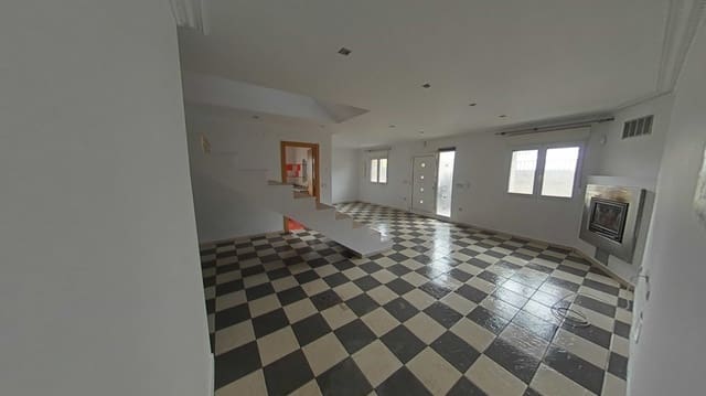 4 bedroom Townhouse for sale in Camargo with garage - € 330,000 (Ref: 9132676)