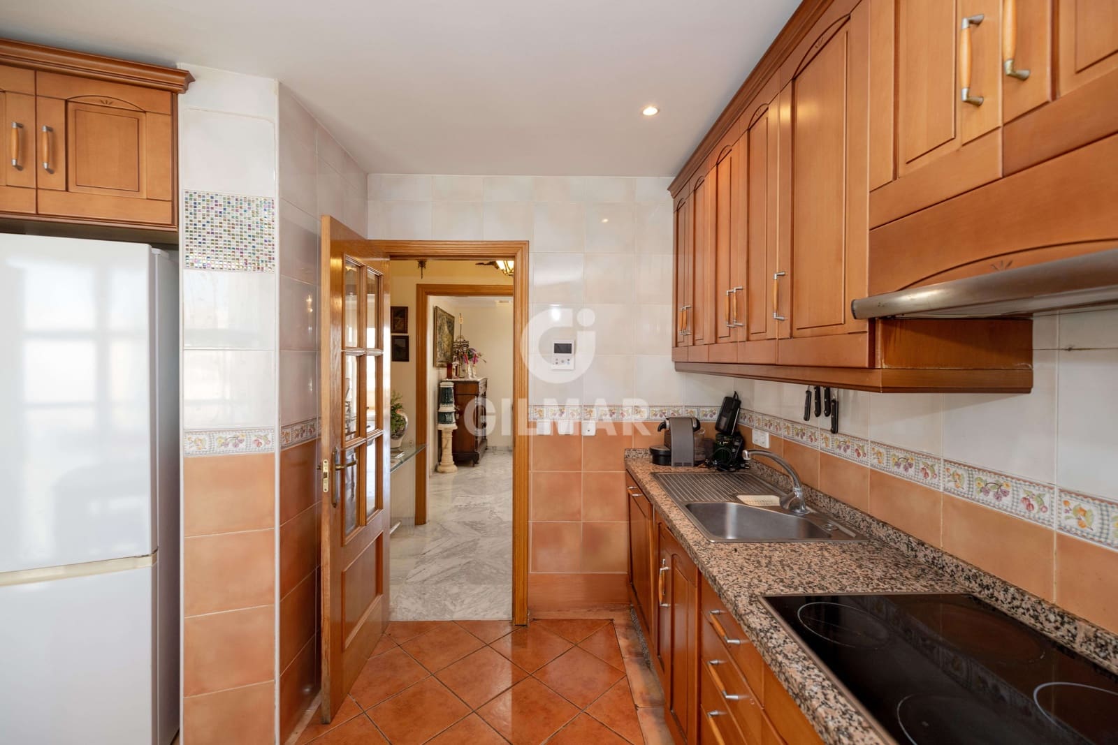 Piso de 4 habitaciones en Marbella en venta con garaje - 975.000 € (Ref: 10004536)