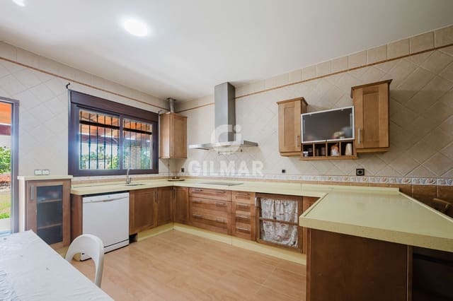 4 soverom Villa til salgs i Chiclana de la Frontera - € 325 000 (Ref: 10004537)