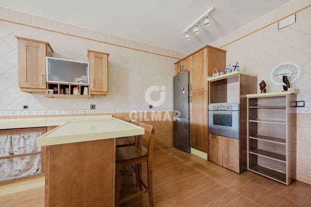 4 soverom Villa til salgs i Chiclana de la Frontera - € 325 000 (Ref: 10004537)