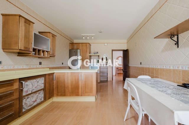 4 slaapkamer Villa te koop in Chiclana de la Frontera - € 325.000 (Ref: 10004537)