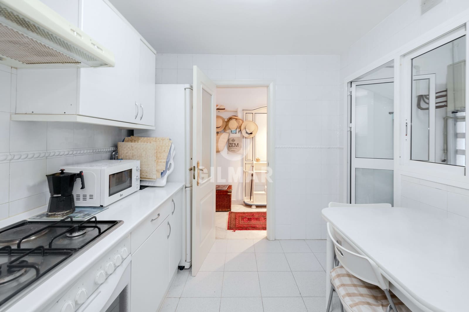 3 sypialnia Mieszkanie na sprzedaż w Guadalmina z basenem garażem - 660 000 € (Ref: 10007932)
