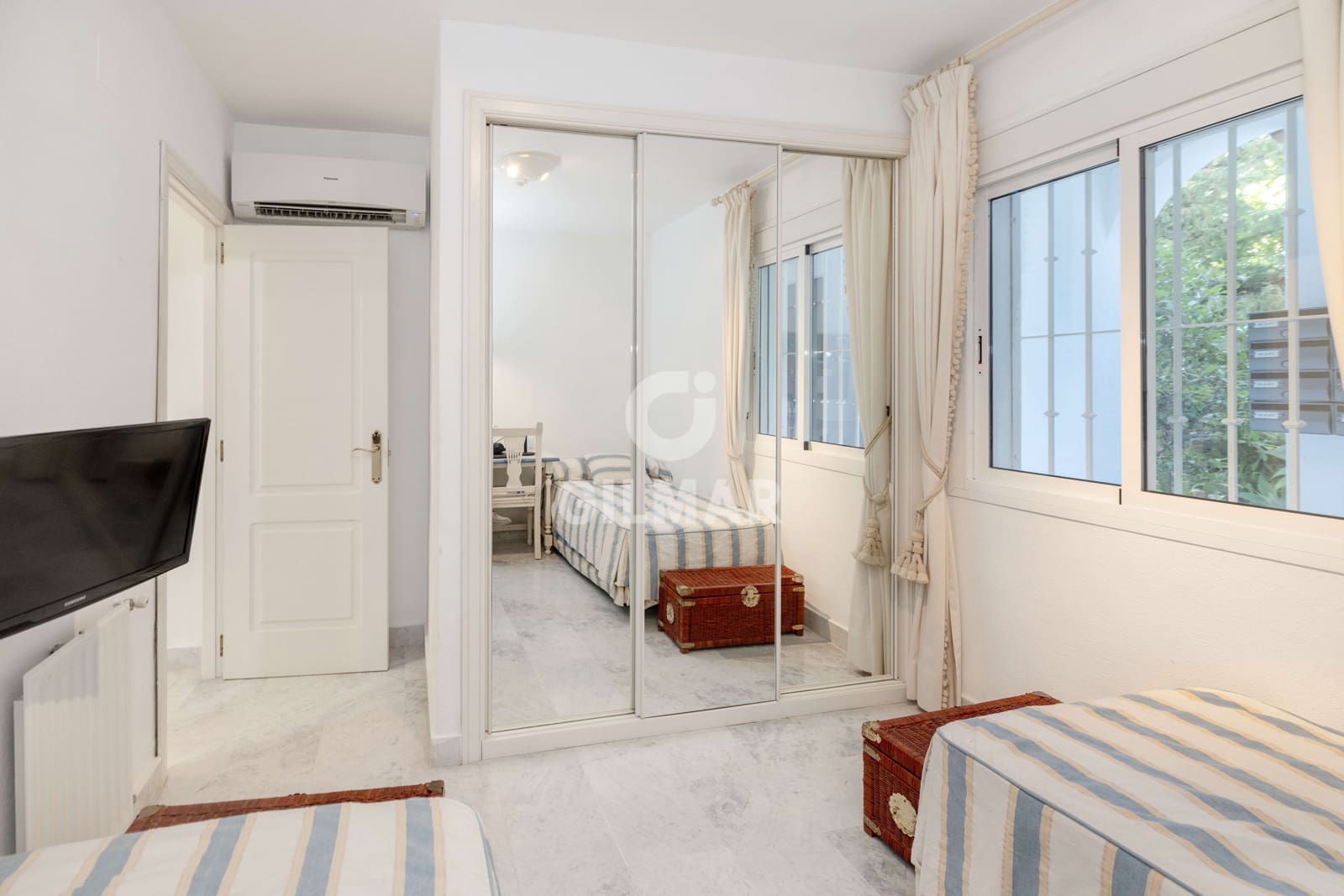 3 sypialnia Mieszkanie na sprzedaż w Guadalmina z basenem garażem - 660 000 € (Ref: 10007932)