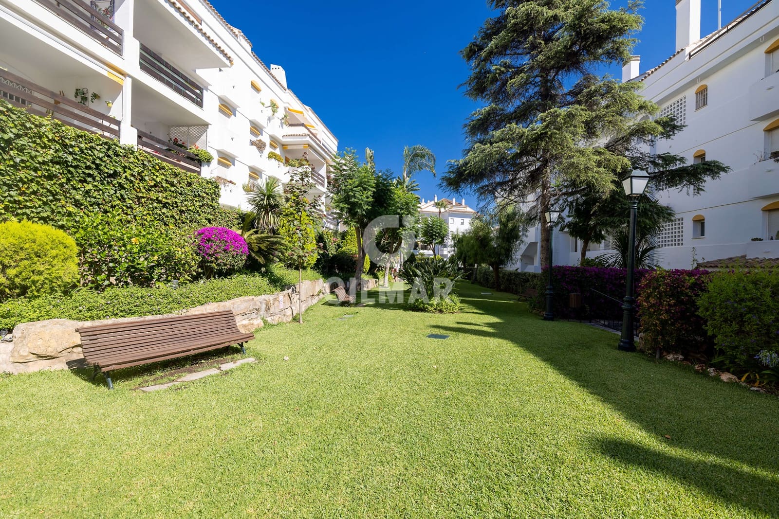3 sypialnia Mieszkanie na sprzedaż w Guadalmina z basenem garażem - 660 000 € (Ref: 10007932)