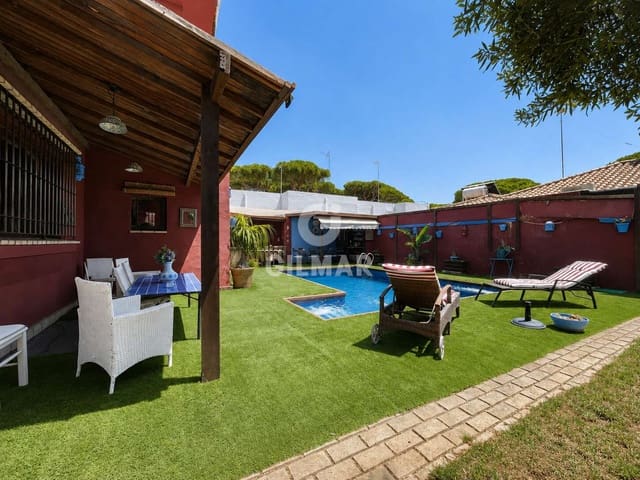Chalet de 7 habitaciones en La Barrosa, Chiclana de la Frontera en venta con piscina garaje - 1.100.000 € (Ref: 10008089)