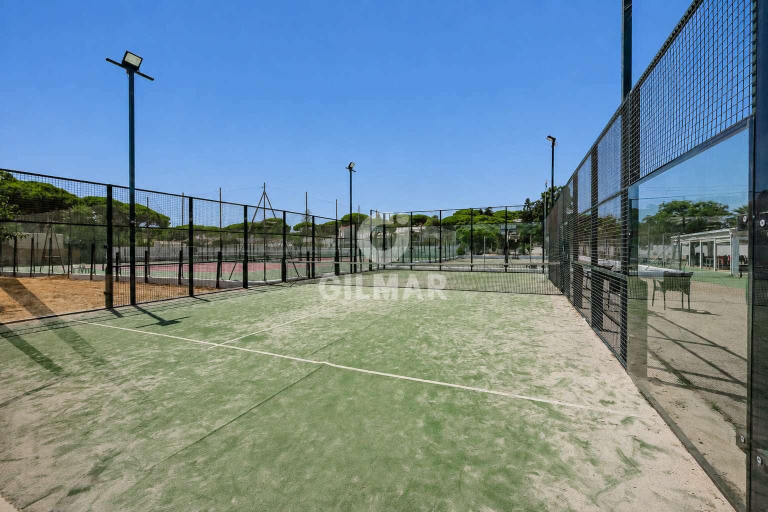 7 sypialnia Willa na sprzedaż w La Barrosa z basenem garażem - 1 100 000 € (Ref: 10008089)