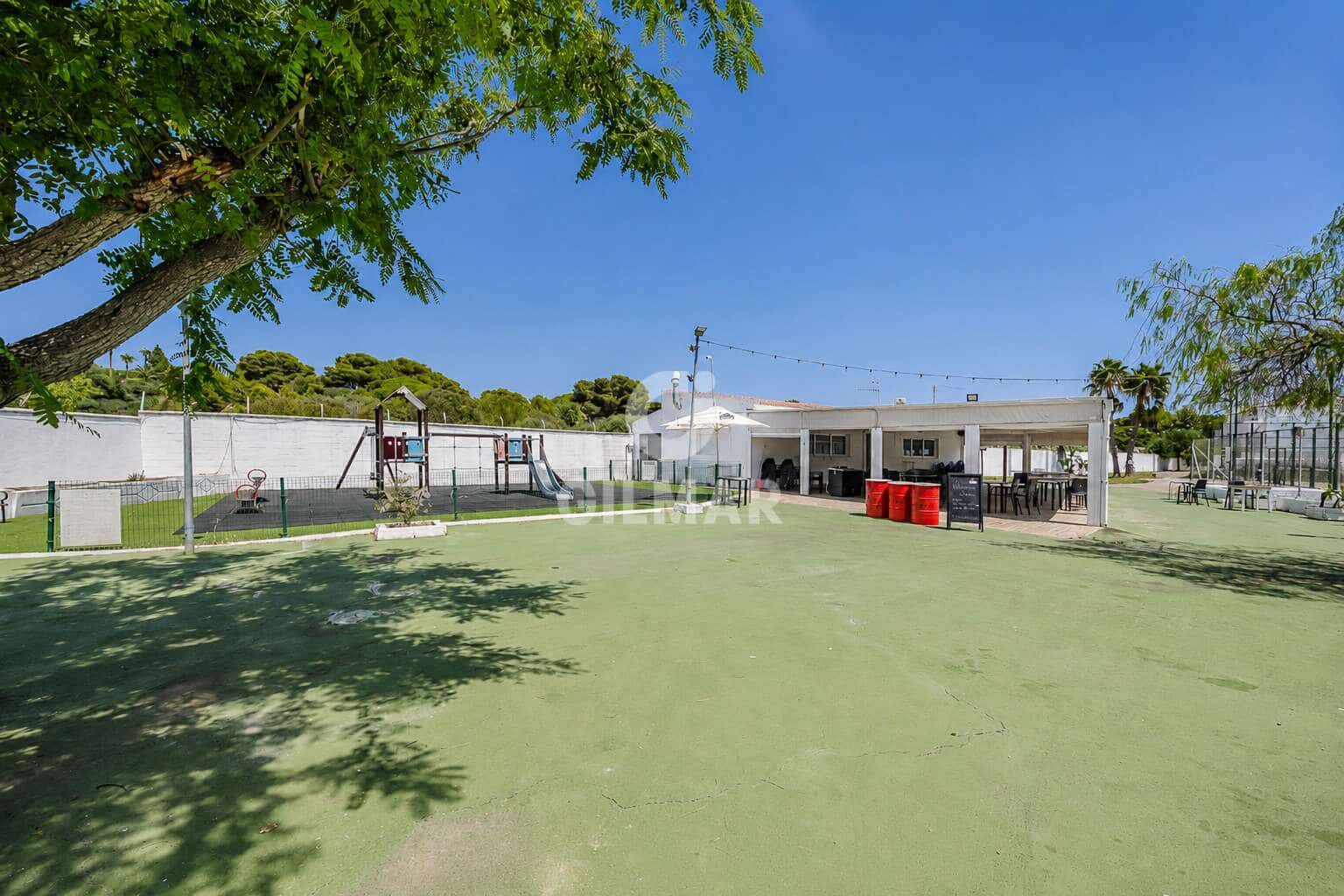 7 sypialnia Willa na sprzedaż w La Barrosa z basenem garażem - 1 100 000 € (Ref: 10008089)