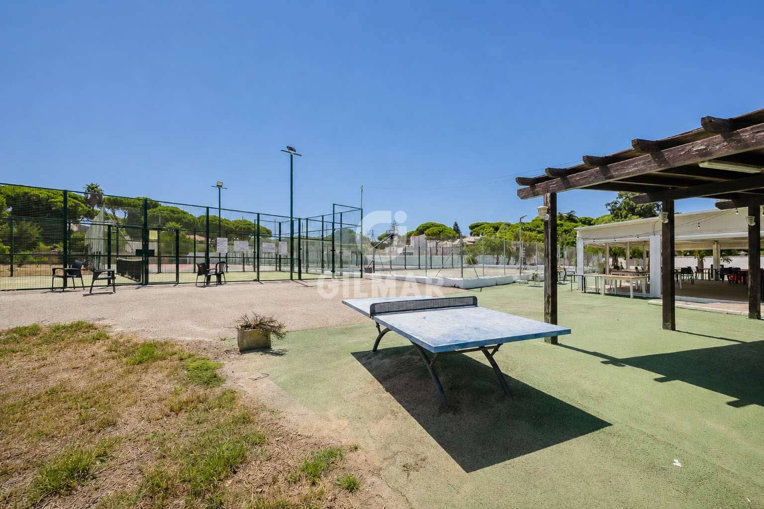 7 sypialnia Willa na sprzedaż w La Barrosa z basenem garażem - 1 100 000 € (Ref: 10008089)
