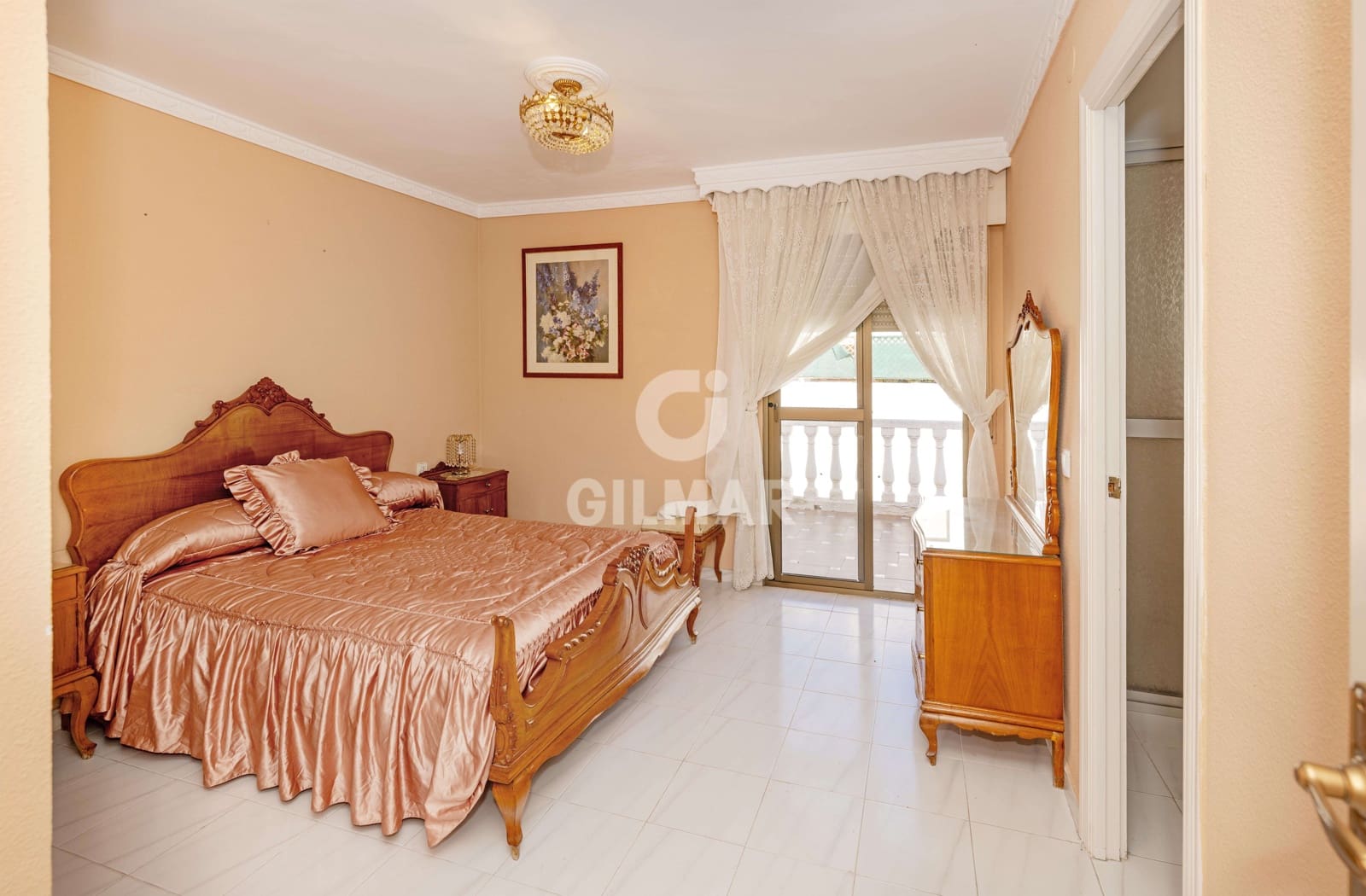 3 bedroom Terraced Villa for sale in Marbella with garage - € 560,000 (Ref: 10009671)