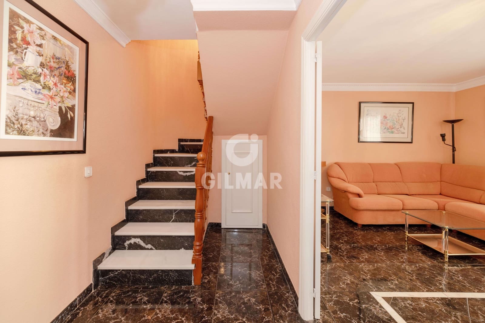 3 bedroom Terraced Villa for sale in Marbella with garage - € 560,000 (Ref: 10009671)