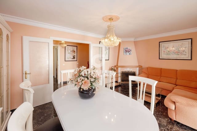 3 bedroom Terraced Villa for sale in Torrecilla - La Cañada, Marbella with garage - € 560,000 (Ref: 10009671)