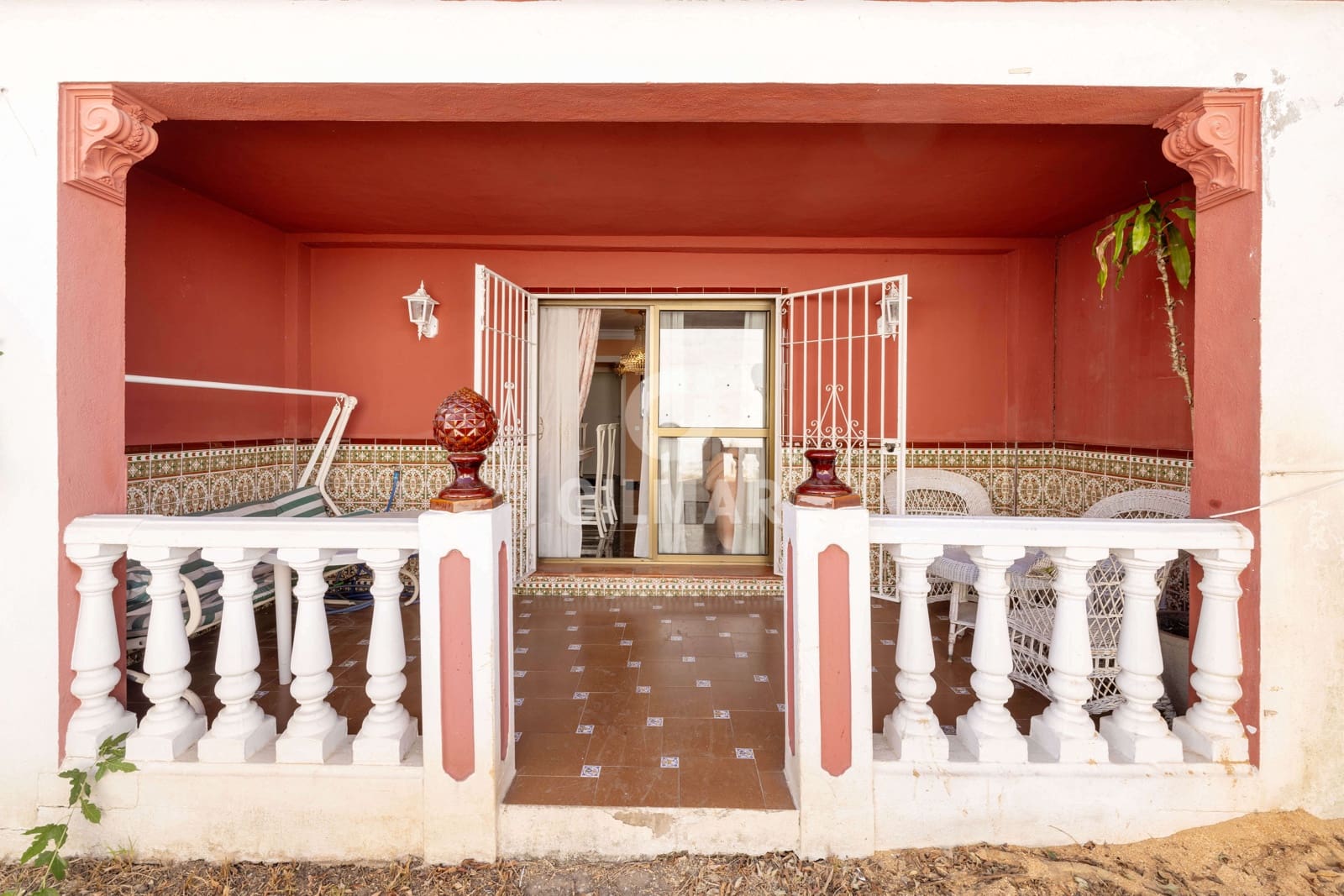 3 bedroom Terraced Villa for sale in Marbella with garage - € 560,000 (Ref: 10009671)