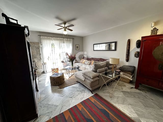 3 Zimmer Reihenhaus zu verkaufen in Lomas De Marbella, Marbella mit Pool Garage - 750.000 € (Ref: 10009886)