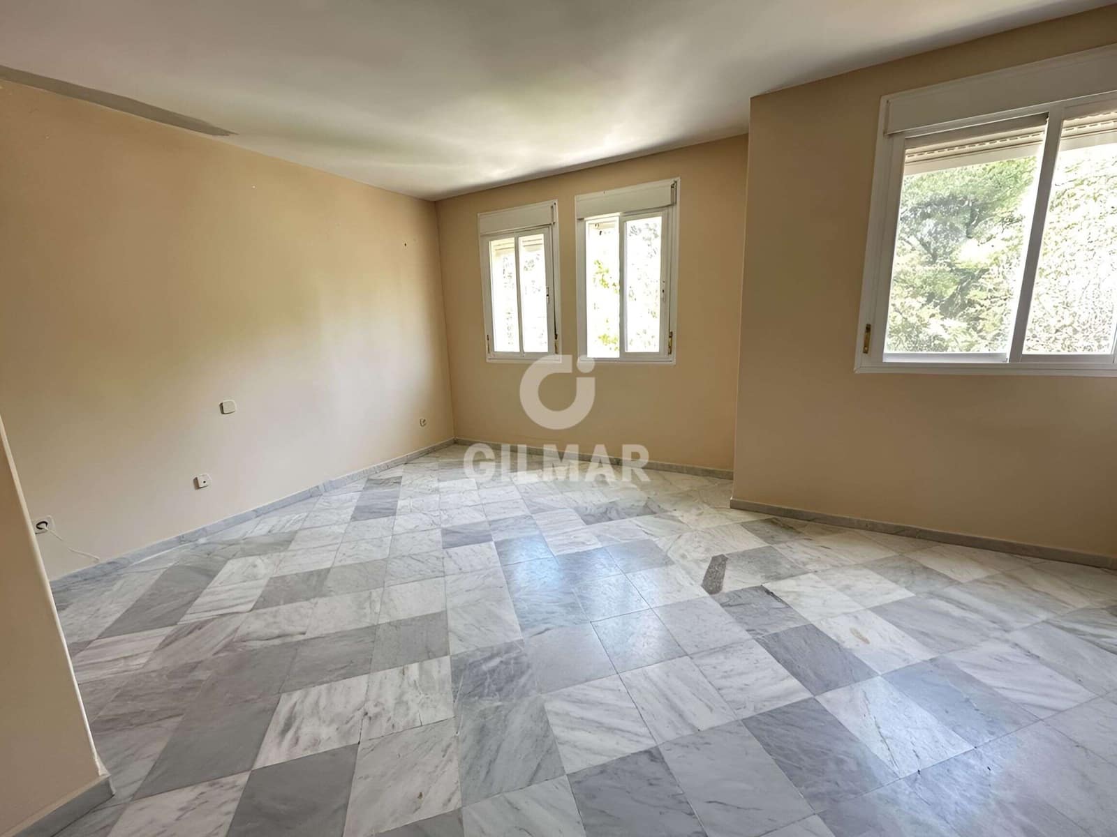 3 camera da letto Villetta a Schiera in vendita in Golden Mile con piscina - 750.000 € (Rif: 10009886)