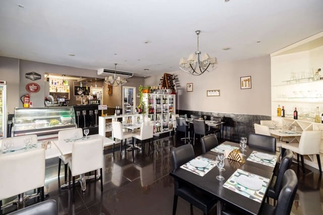 Local Comercial en El Paraiso, Estepona en venta - 2.050.000 € (Ref: 10009957)