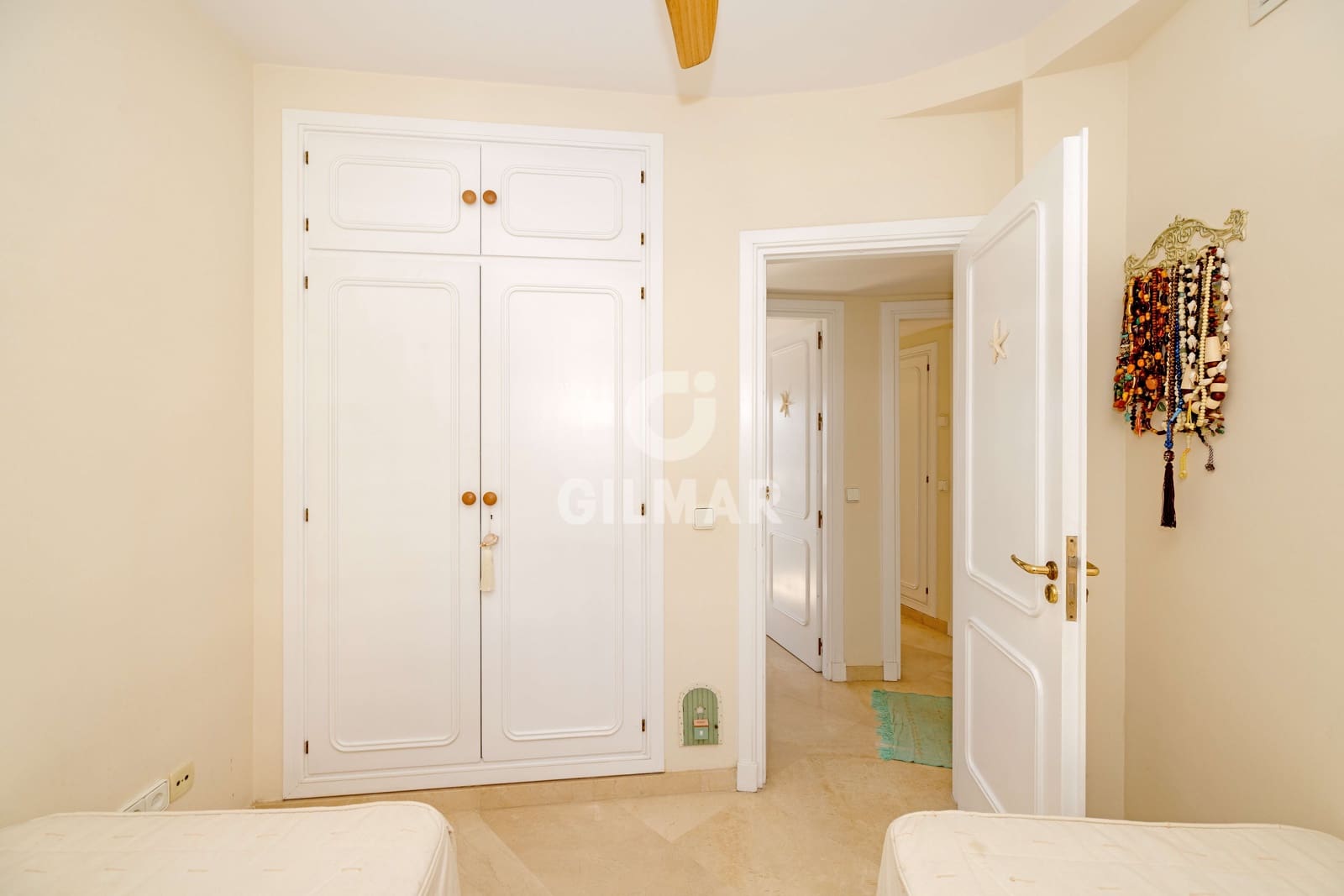 Piso de 3 habitaciones en Golden Mile en venta con piscina garaje - 775.000 € (Ref: 10011935)