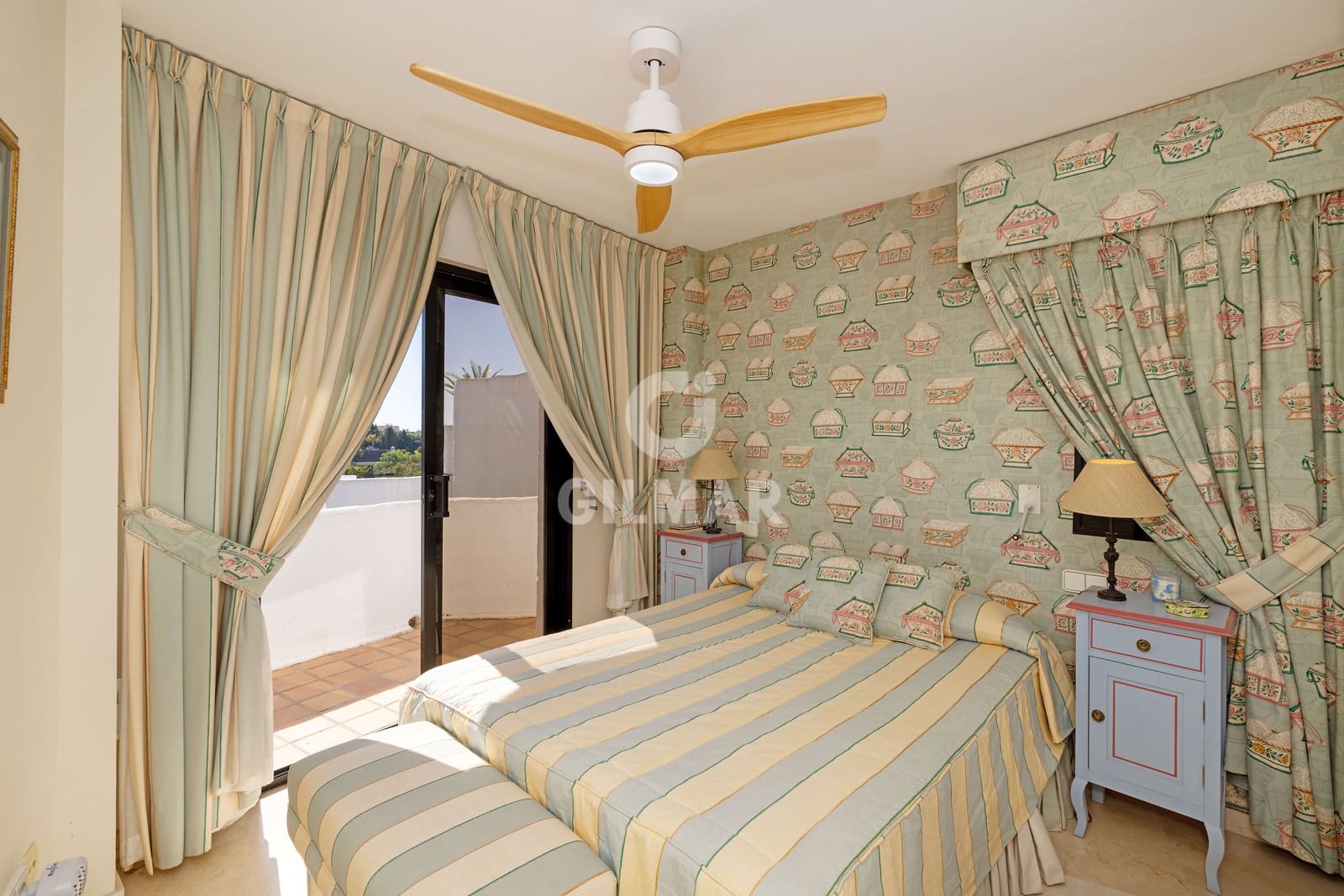 Piso de 3 habitaciones en Golden Mile en venta con piscina garaje - 775.000 € (Ref: 10011935)