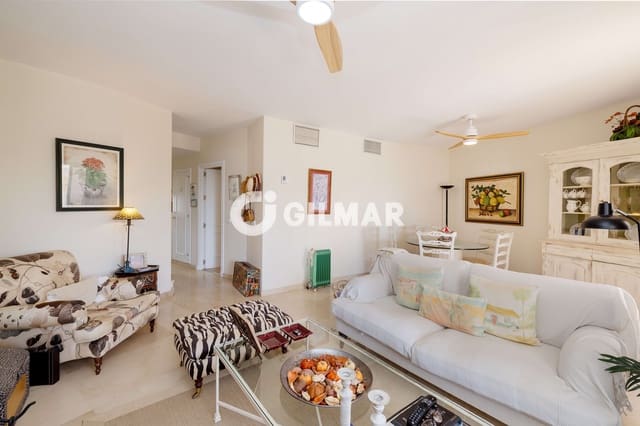 3 soveværelse Lejlighed til salg i Lomas De Marbella, Marbella med swimmingpool garage - € 725.000 (Ref: 10011935)