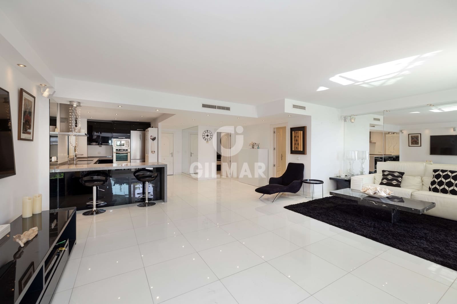 4 chambre Appartement à vendre à Golden Mile avec piscine garage - 3 300 000 € (Ref: 10011936)