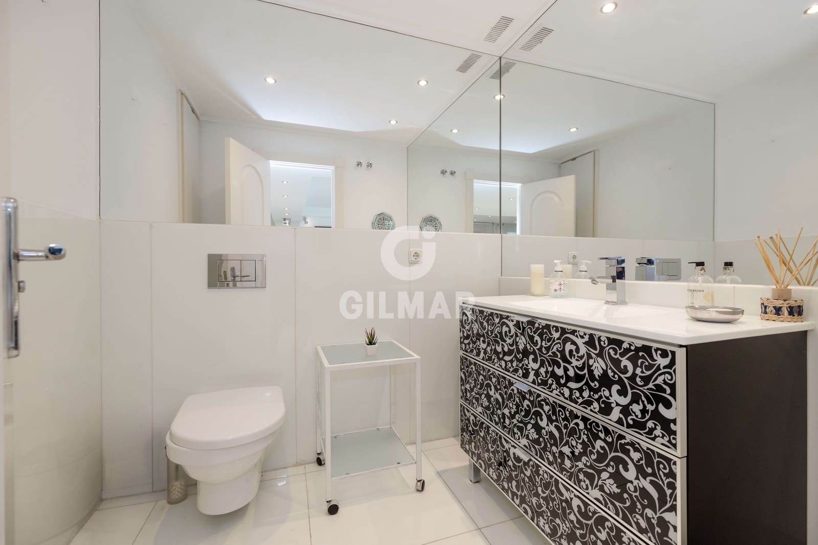 4 chambre Appartement à vendre à Golden Mile avec piscine garage - 3 300 000 € (Ref: 10011936)