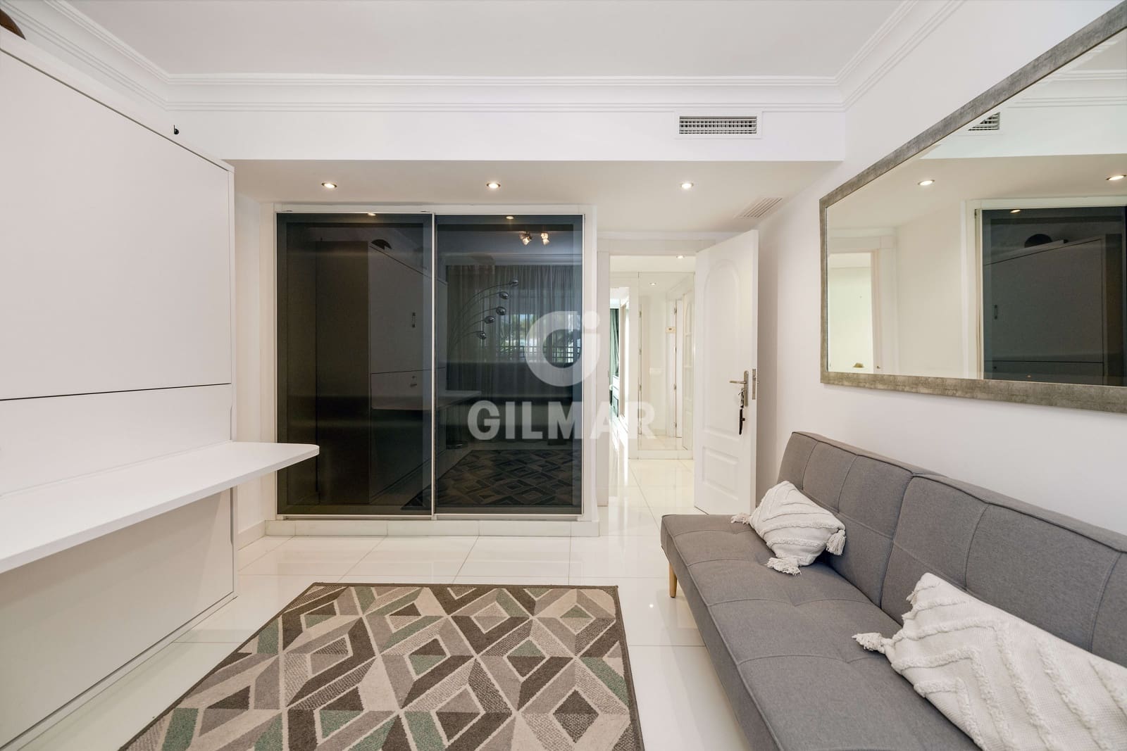 4 chambre Appartement à vendre à Golden Mile avec piscine garage - 3 300 000 € (Ref: 10011936)