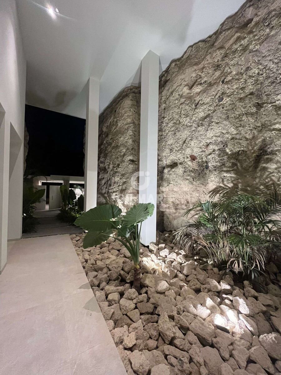 4 Zimmer Villa zu verkaufen in Costa Adeje mit Pool Garage - 4.000.000 € (Ref: 10012625)