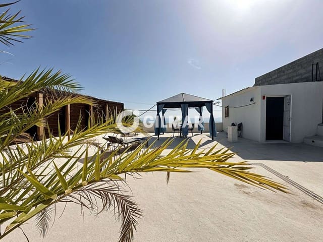 2 soveværelse Rækkehus til salg i Los Menores, Adeje med garage - € 319.000 (Ref: 10012628)