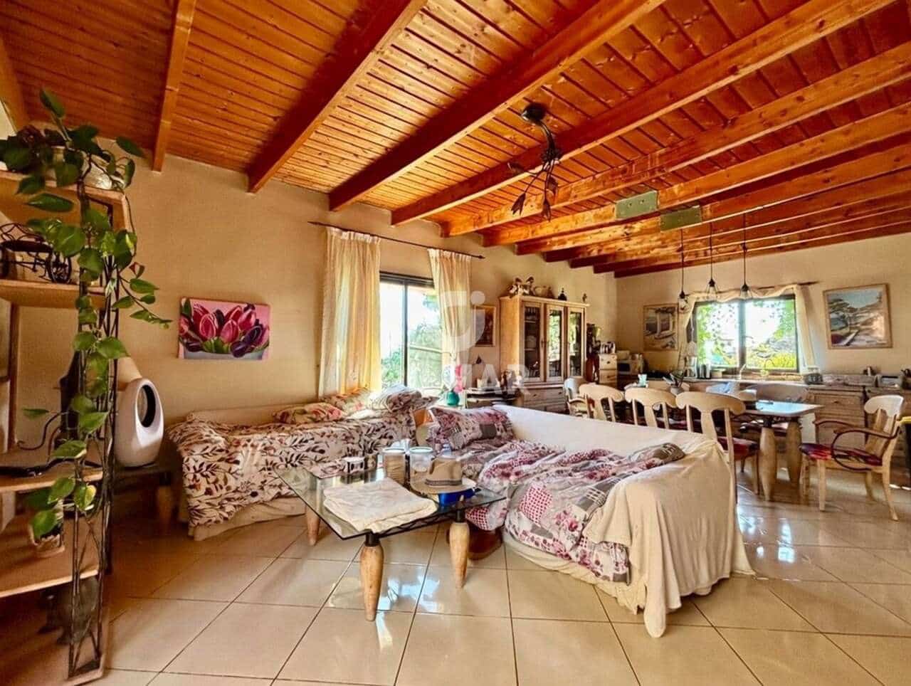 7 quarto Moradia para venda em Alcala com piscina garagem - 480 000 € (Ref: 10012631)