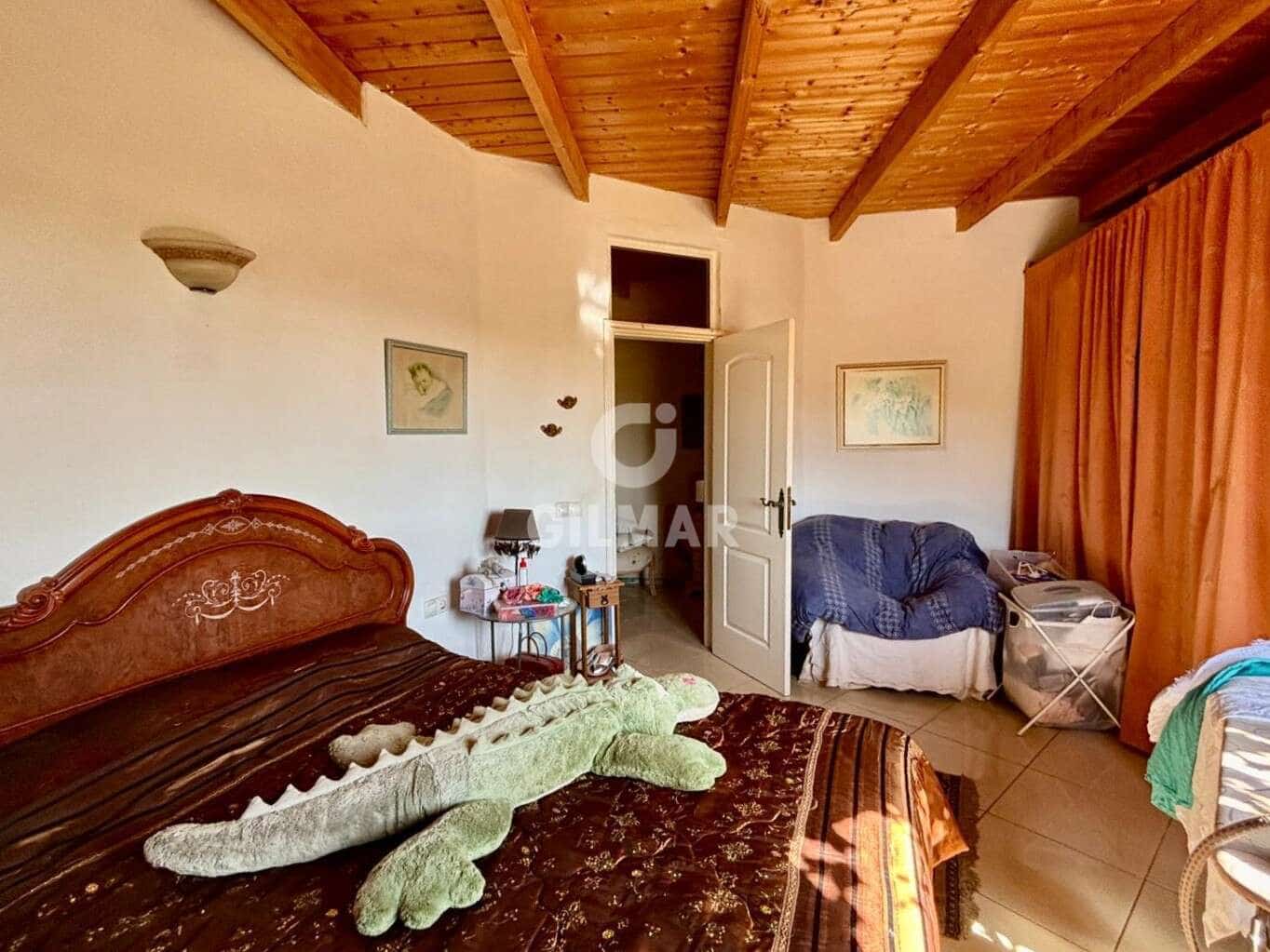 7 quarto Moradia para venda em Alcala com piscina garagem - 480 000 € (Ref: 10012631)