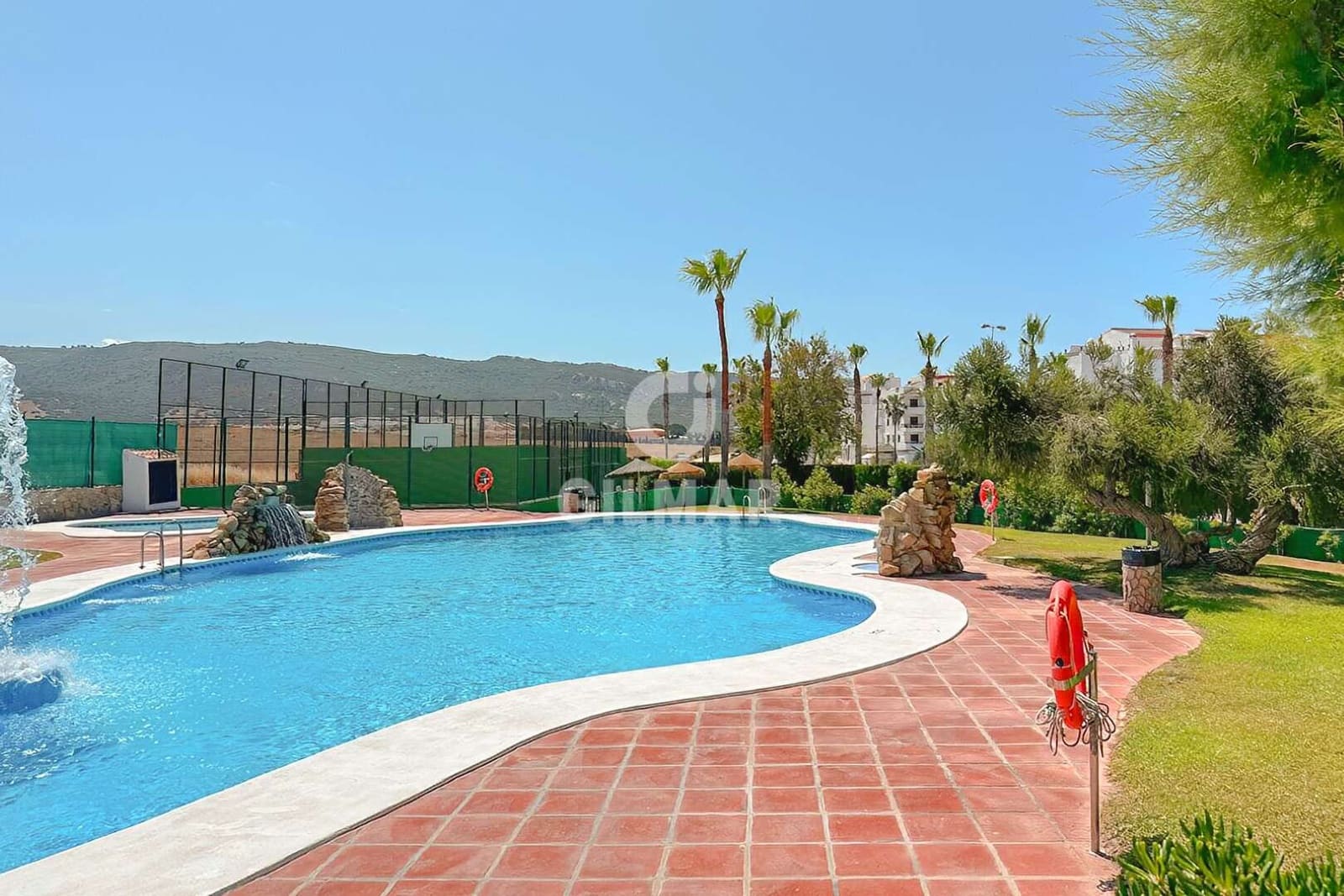 3 bedroom Flat for sale in Tarifa with pool garage - € 439,000 (Ref: 10012632)