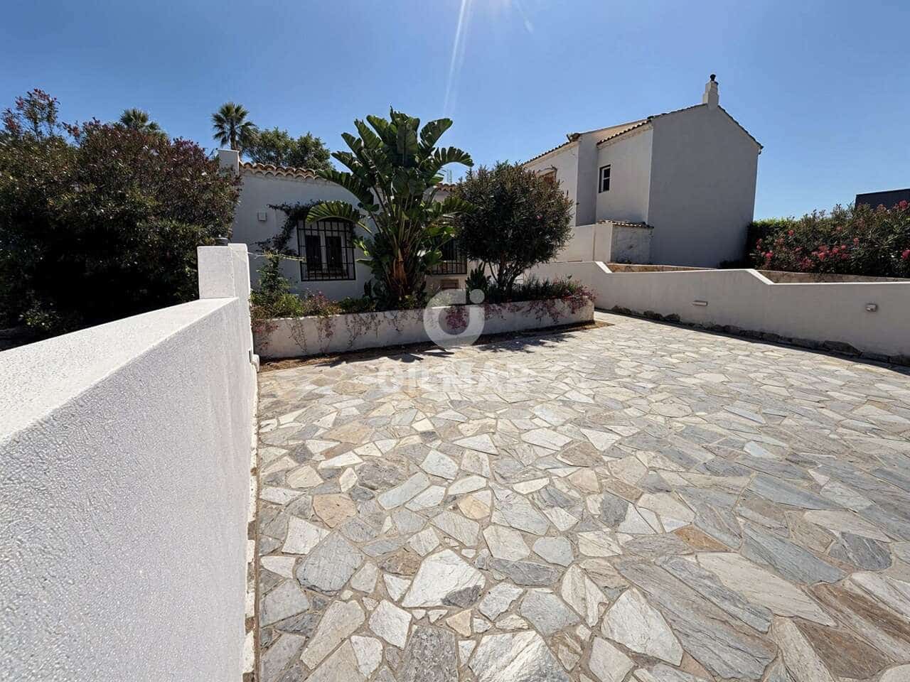 2 slaapkamer Halfvrijstaande villa te koop in Golf del Sur met zwembad garage - € 349.000 (Ref: 10012633)