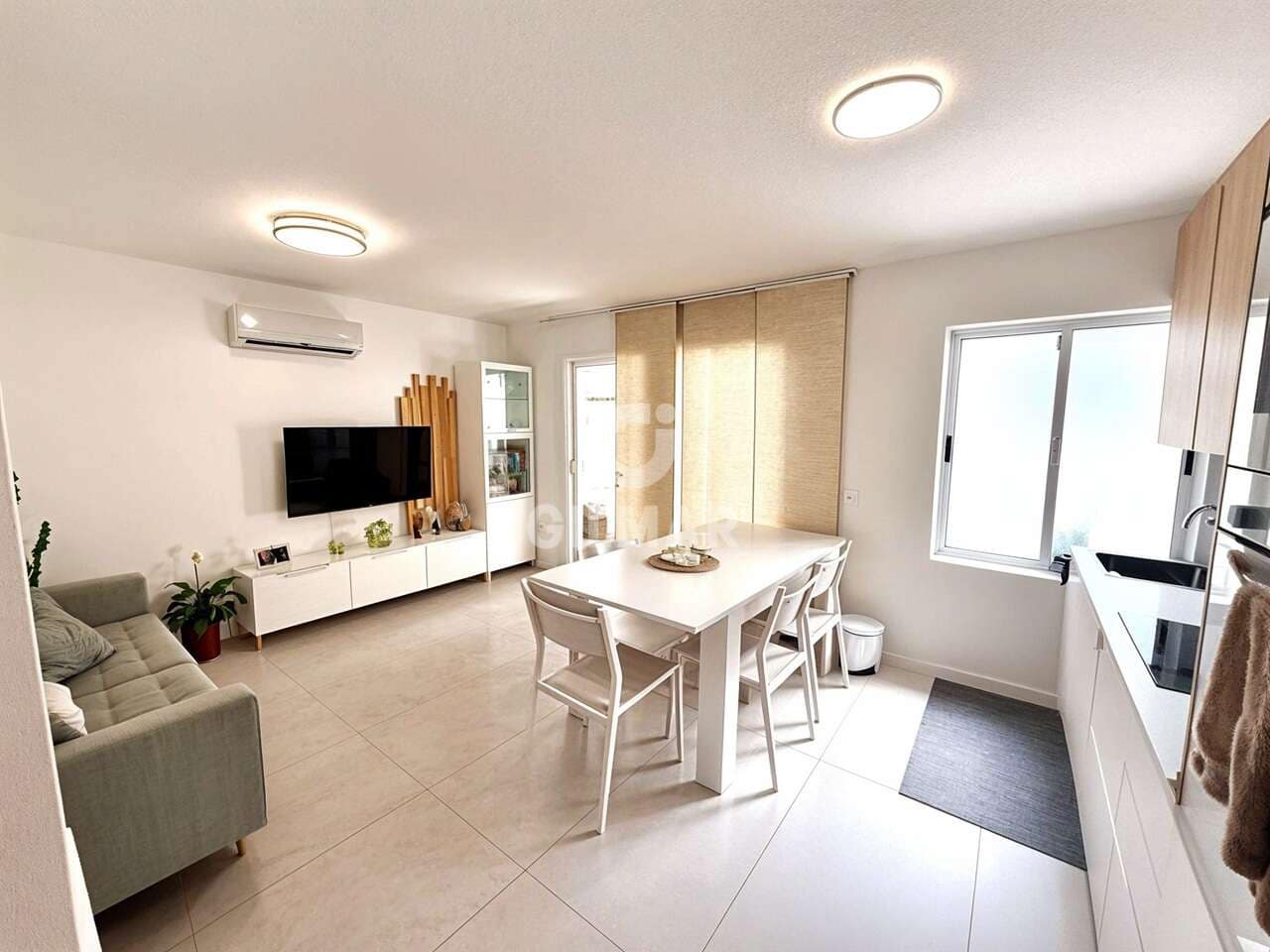 2 slaapkamer Halfvrijstaande villa te koop in Golf del Sur met zwembad garage - € 349.000 (Ref: 10012633)
