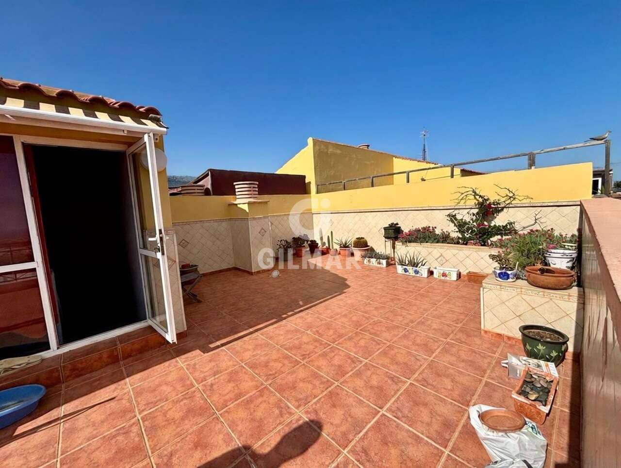 Ático de 2 habitaciones en Parque de la Reina en venta con garaje - 315.000 € (Ref: 10012635)