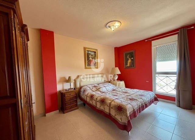 Ático de 2 habitaciones en Parque de la Reina, Arona en venta con garaje - 315.000 € (Ref: 10012635)