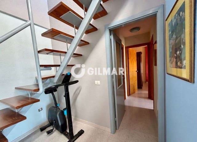 2 quarto Penthouse para venda em Parque de la Reina, Arona com piscina garagem - 315 000 € (Ref: 10012635)
