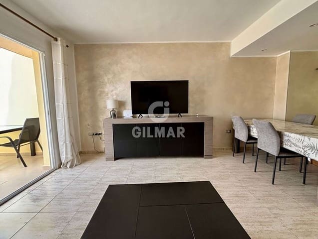 Piso de 4 habitaciones en Playa del Duque, Adeje en venta - 469.000 € (Ref: 10012636)