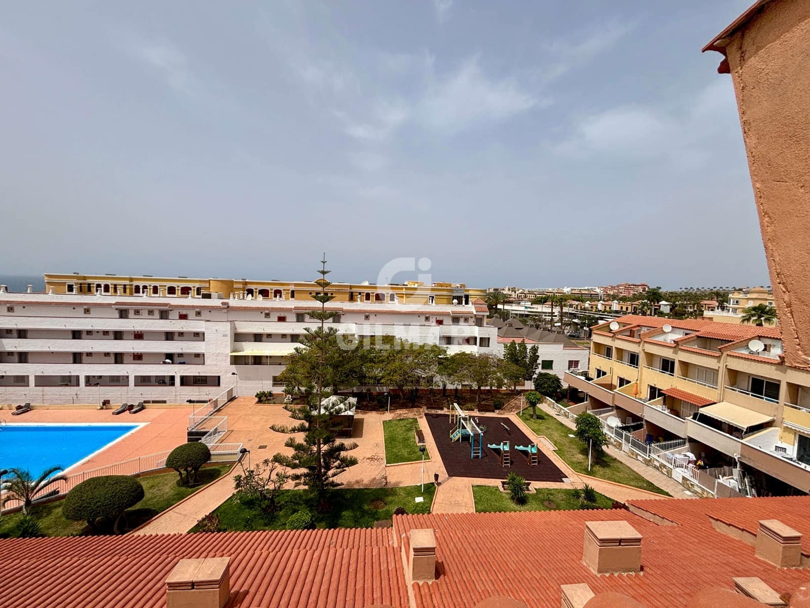 Piso de 4 habitaciones en Costa Adeje en venta - 469.000 € (Ref: 10012636)