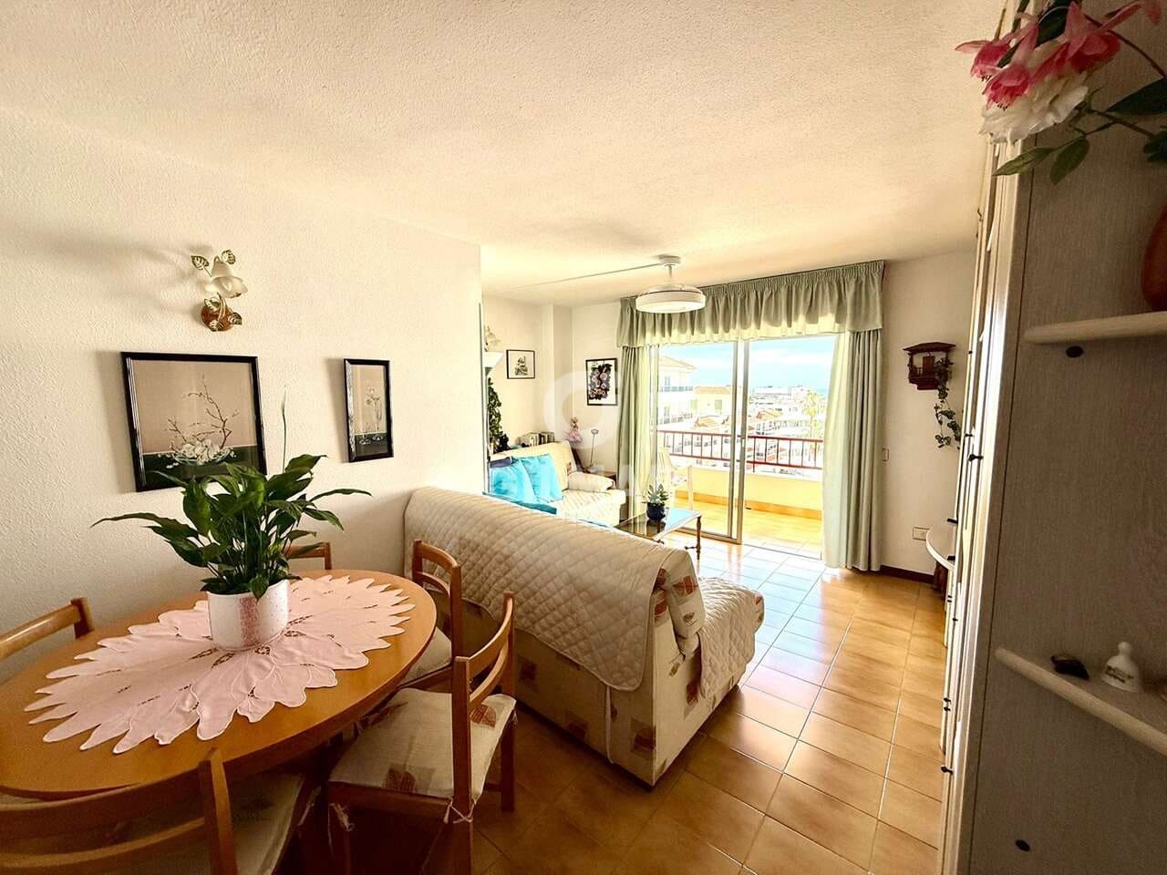 2 slaapkamer Penthouse te koop in Playa de las Americas met garage - € 450.000 (Ref: 10012637)