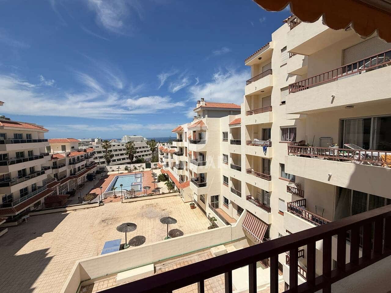 2 slaapkamer Penthouse te koop in Playa de las Americas met garage - € 450.000 (Ref: 10012637)