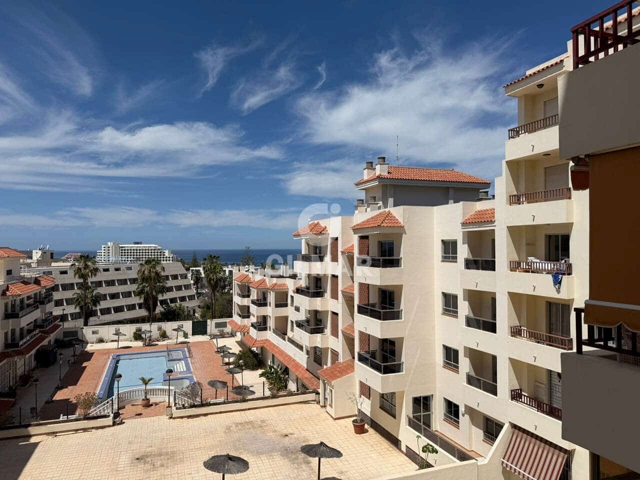 2 slaapkamer Penthouse te koop in Playa de las Americas met garage - € 450.000 (Ref: 10012637)